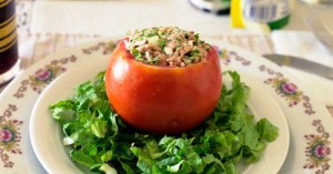 tomate relleno